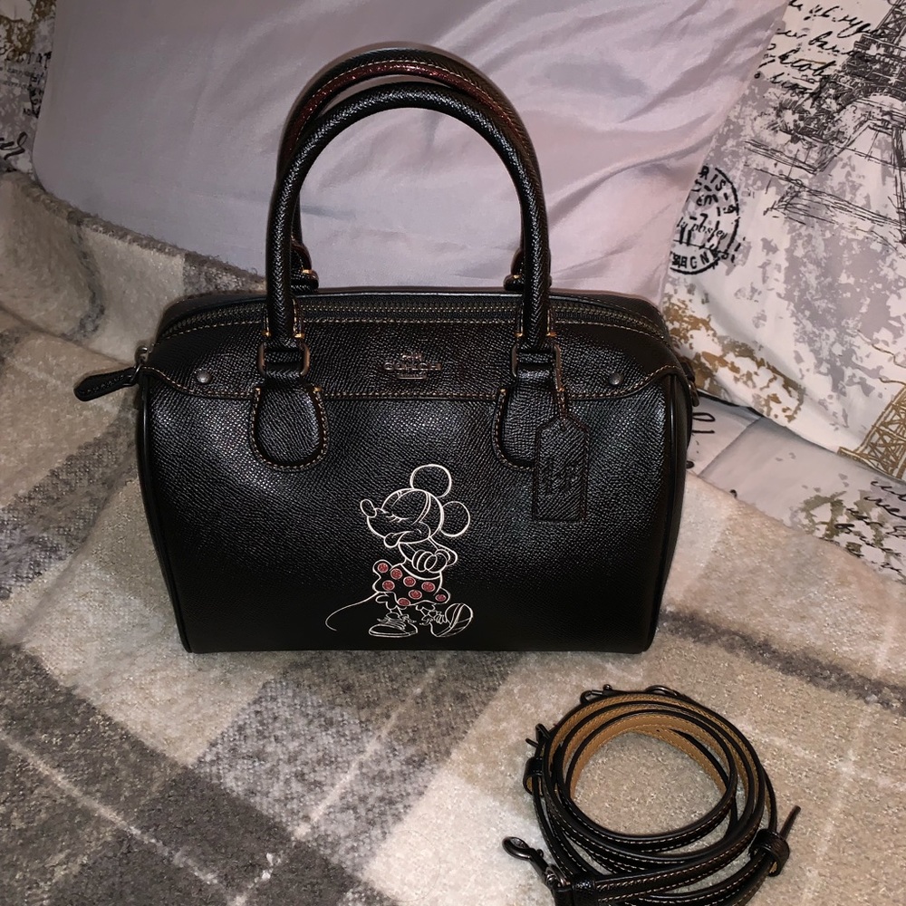 Coach x Disney Minnie Mouse ❤️ Benett satchel